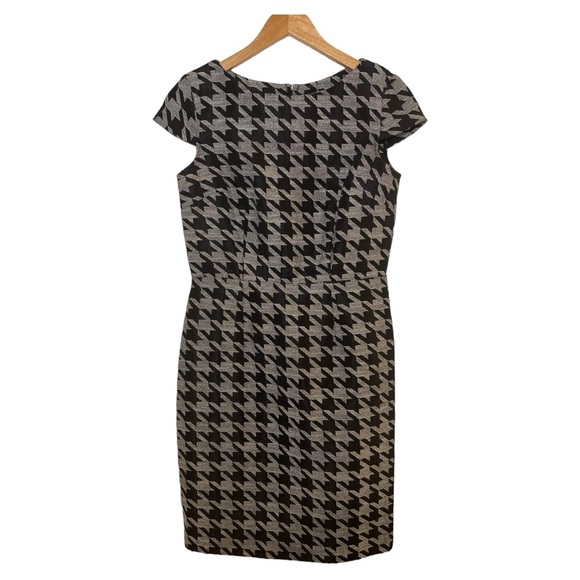 AA Studio AA Dress Audrey Hepburn style dress with cap sleeves. - Picture 1 of 6